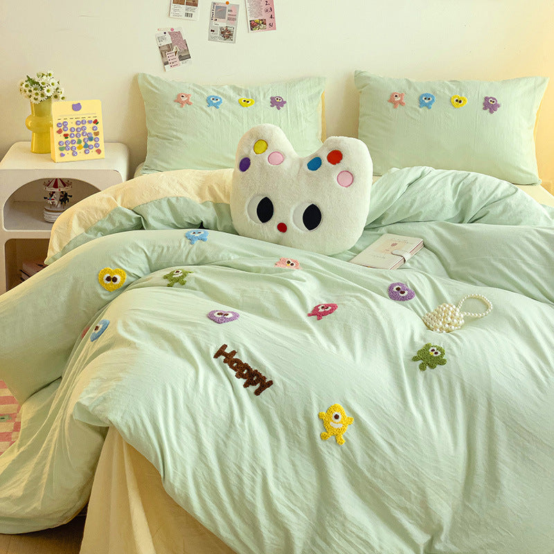 4-piece Bedding Set with Cute Embroidery  Pure Cotton Sheets and Quilt Covers BS0002